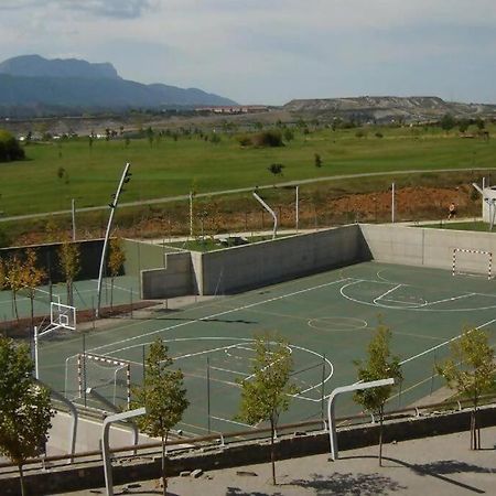 Precioso Apartamento Campo Golf Huesca Dış mekan fotoğraf