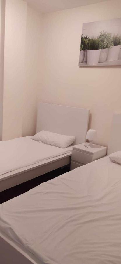 Precioso Apartamento Campo Golf Huesca Dış mekan fotoğraf